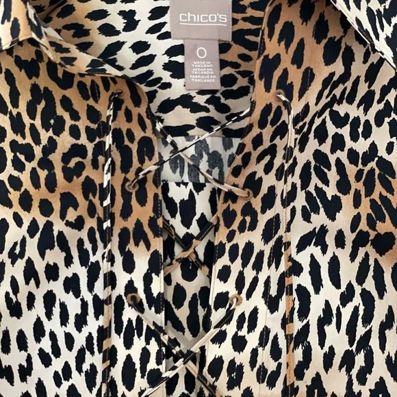 Chico's Leopard Print Long Sleeve Button Down Blouse Size Small (0) - Picture 3 of 9